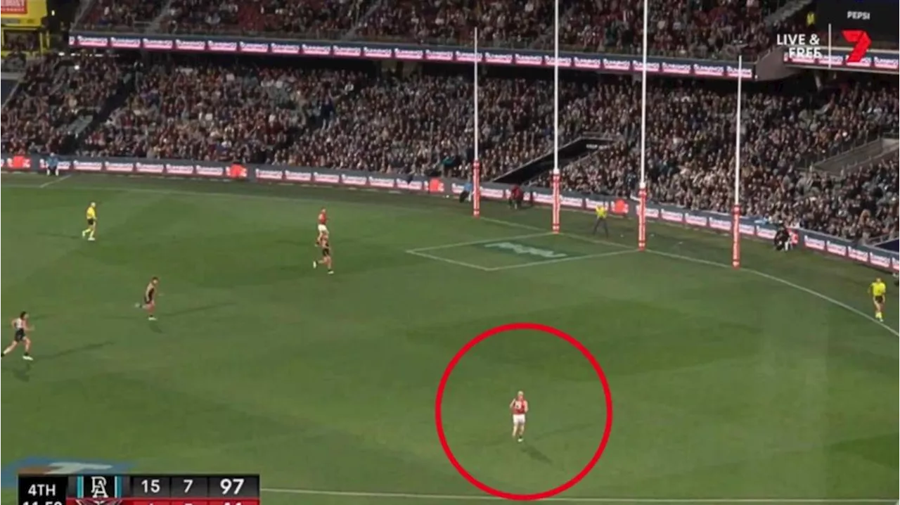 Port Adelaide thrash Essendon as Nick Hind’s ‘strange decision’ baffles everyone: ‘Wow’