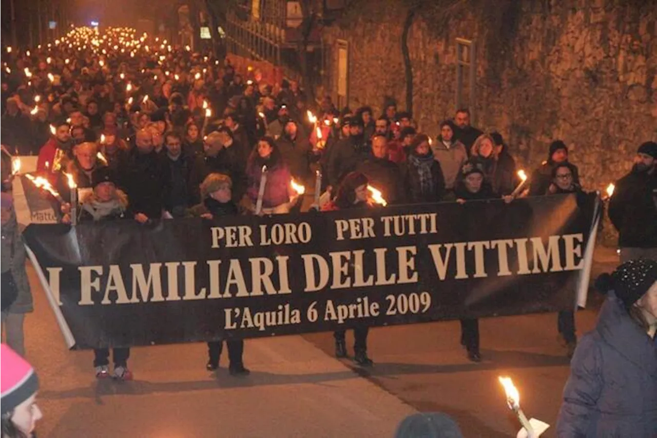 L'Aquila, 15 anni dopo il terremoto: stasera fiaccolata e messa