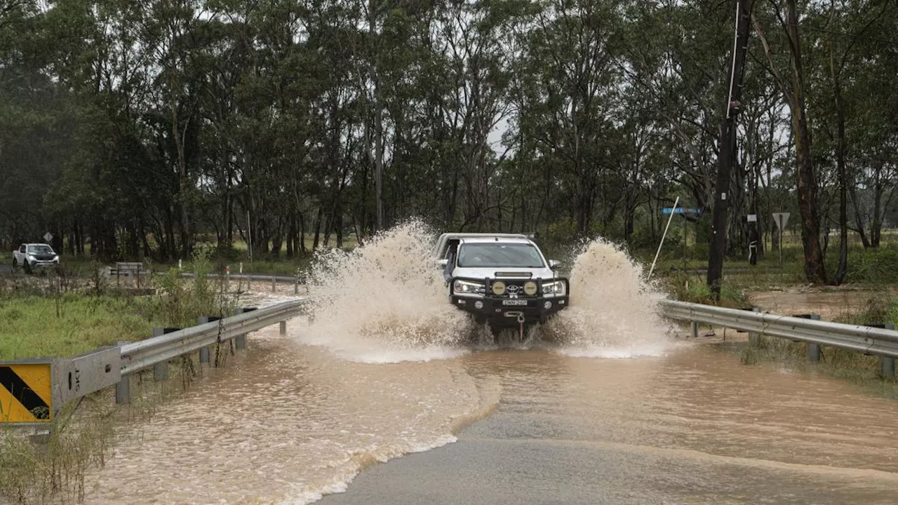 Extremregen in Sydney - mehr als 100 Flüge gestrichen