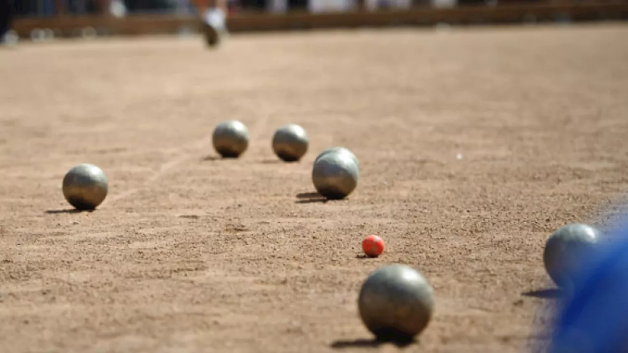 Le club de pétanque de Montmartre contraint de quitter les lieux