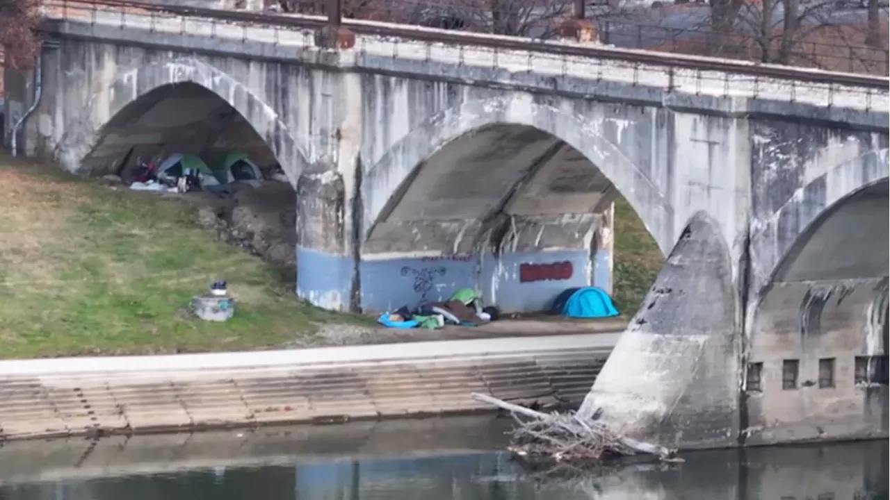 Homeless Population in Riverfront Park Forced to Remove Belongings