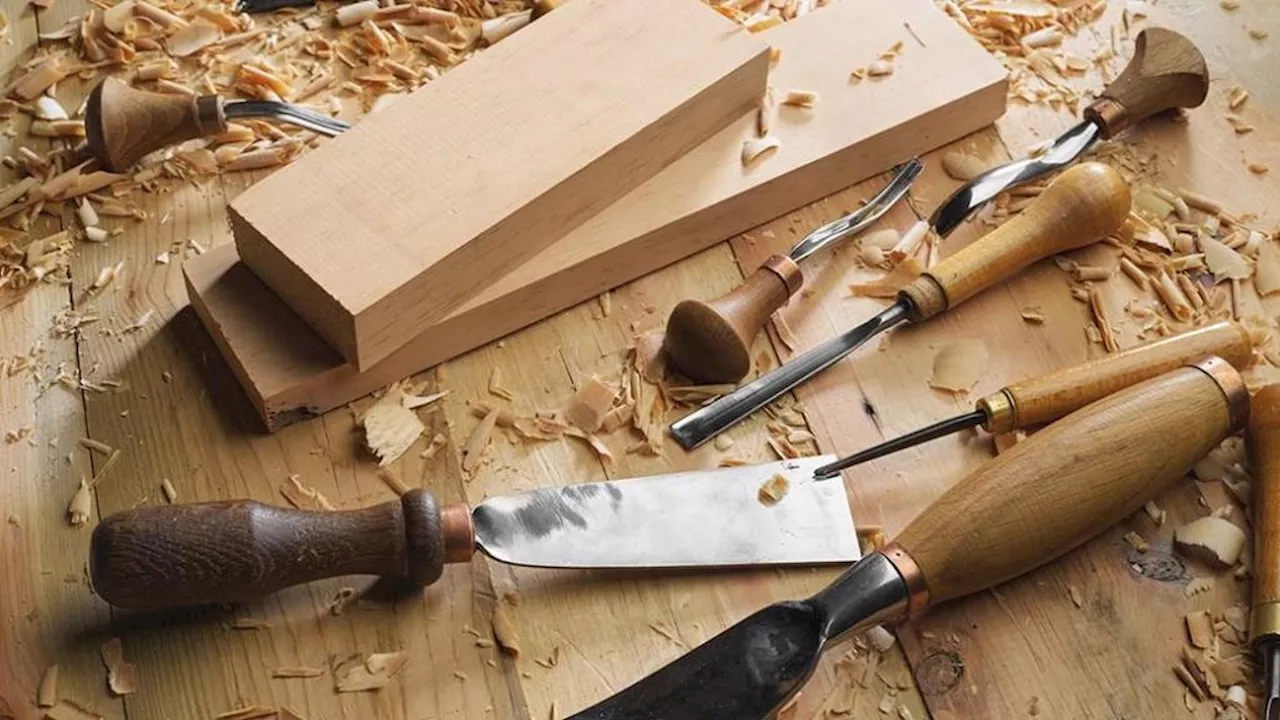 Essential wood-carving tools every beginner needs