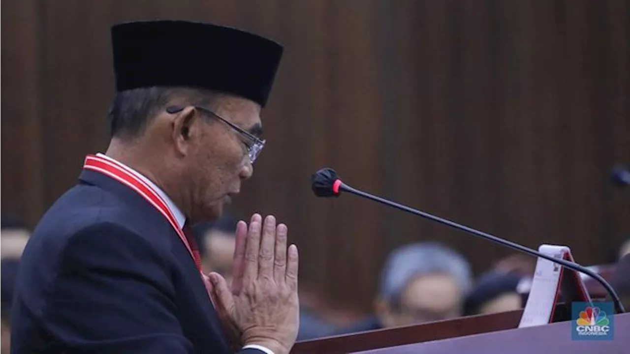 Hakim Konstitusi Mempertanyakan Tugas 'Aneh-Aneh' Menteri Koordinator Bidang Pembangunan Manusia dan Kebudayaan