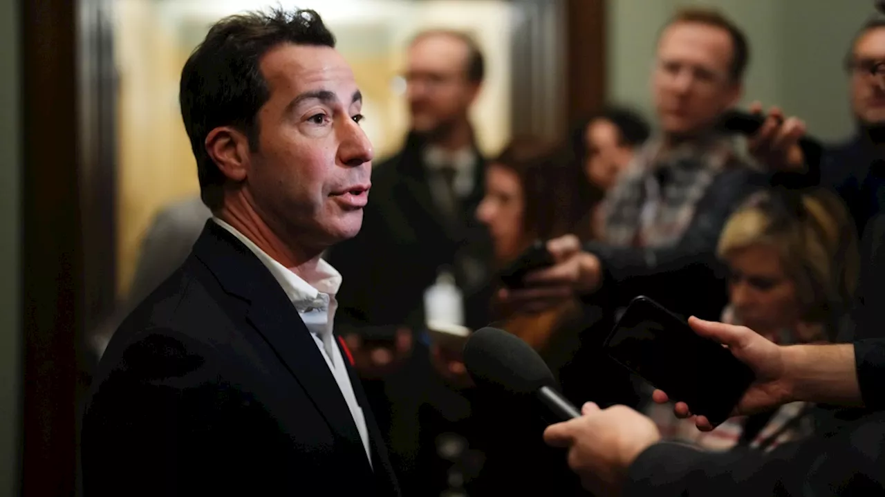 Liberal MP Anthony Housefather Decides to Stay in Liberal Caucus