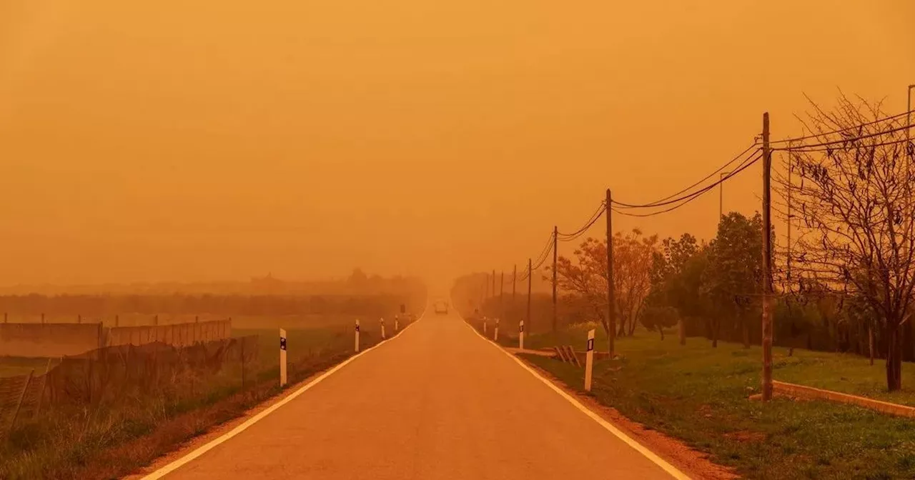 UK tourists issued warning of horrifying 'blood rain' weather forecast in Spain