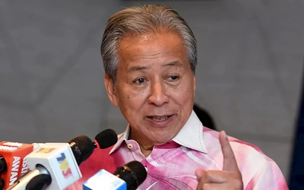 Shameful, disgraceful, Anifah says about Akmal's conduct