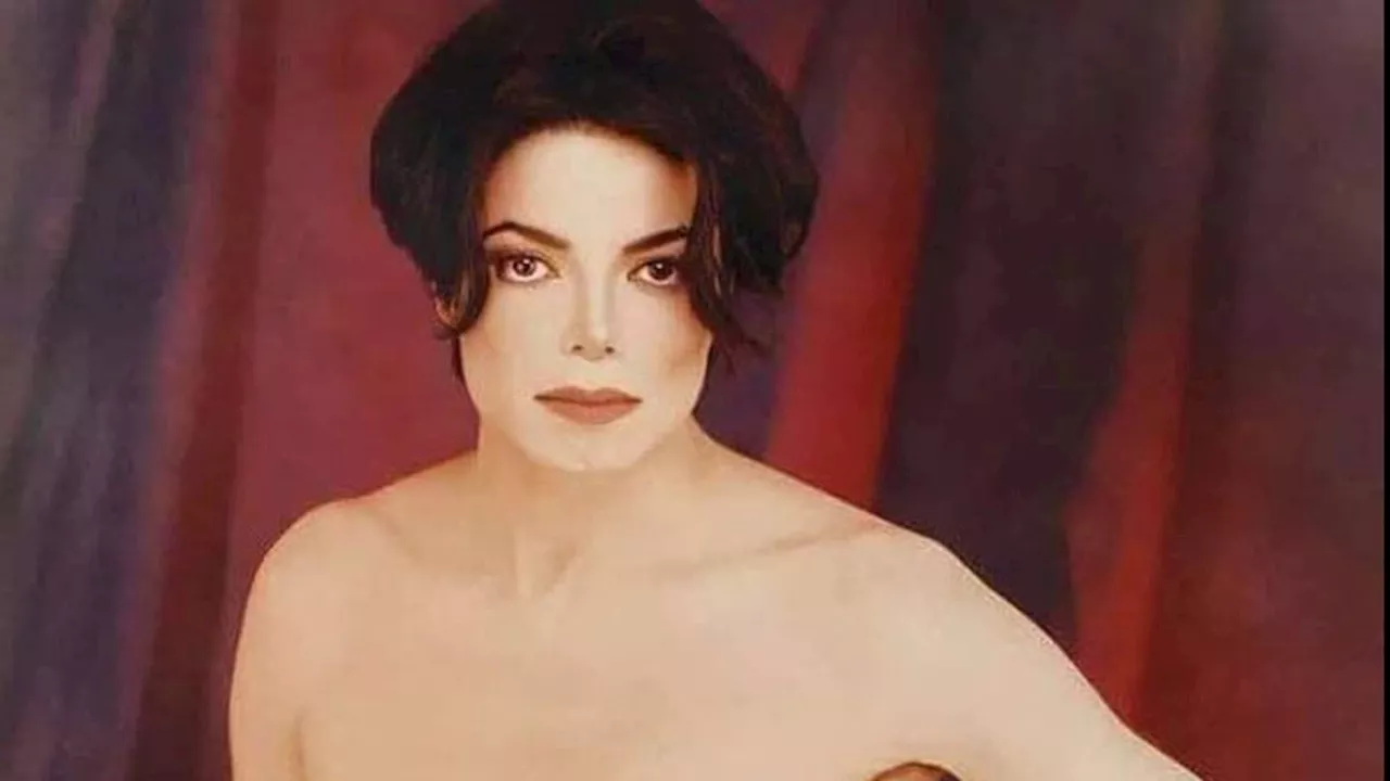 Michael Jackson's nude photos could be shared with the world after sex abuse accusers Wade Robinson...