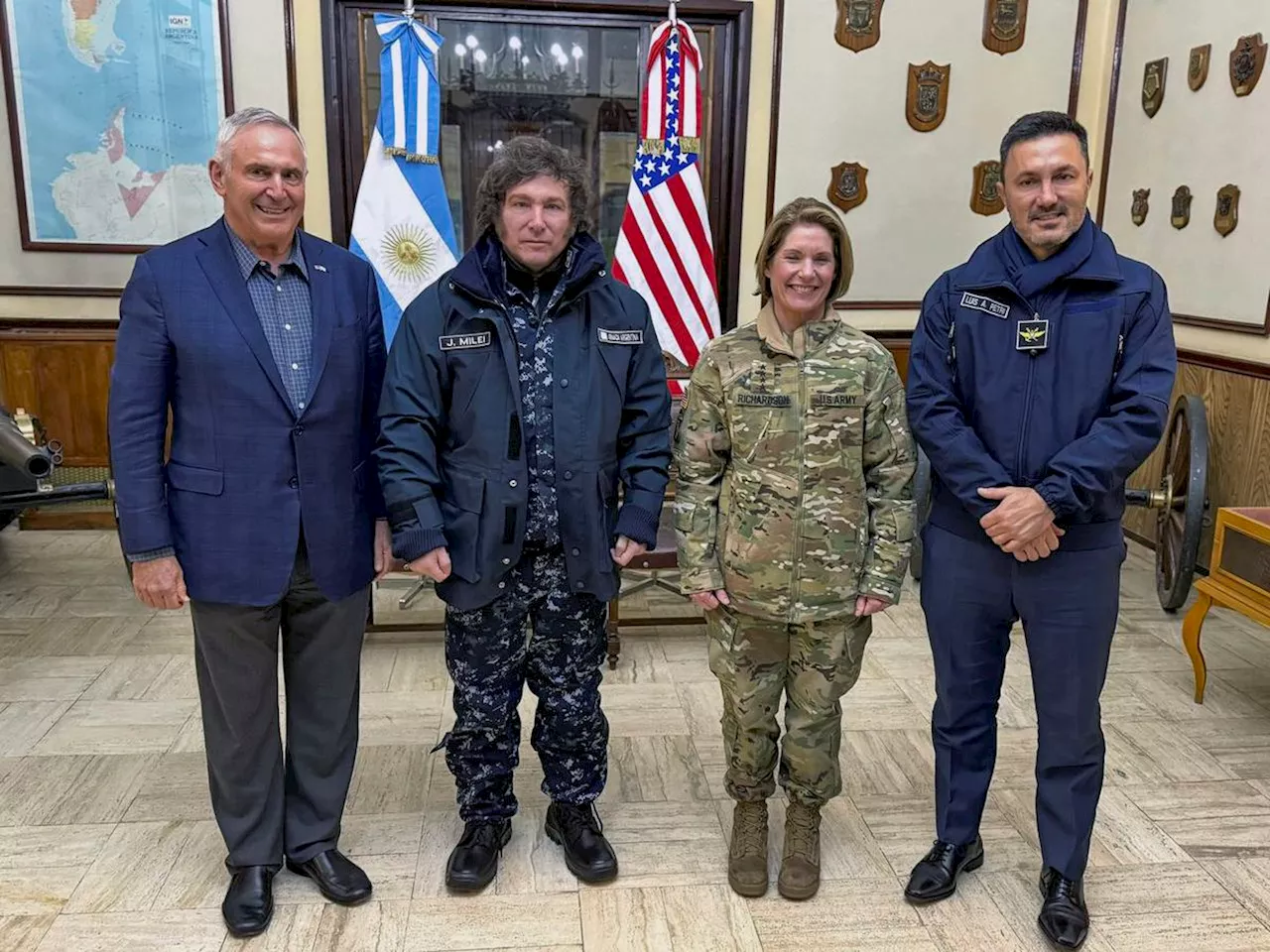 Milei anuncia una “base naval conjunta” con Estados Unidos en la Patagonia argentina