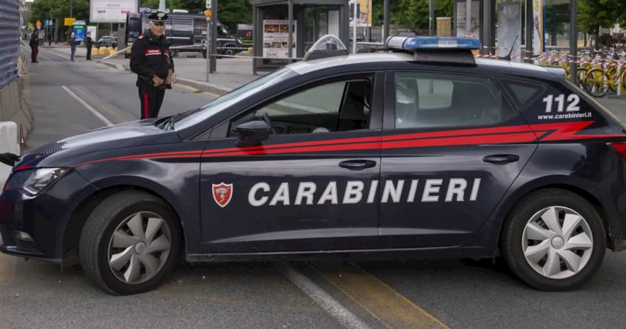 Napoli, donna di 33 anni denuncia e fa arrestare l’ex compagno per violenze domestiche