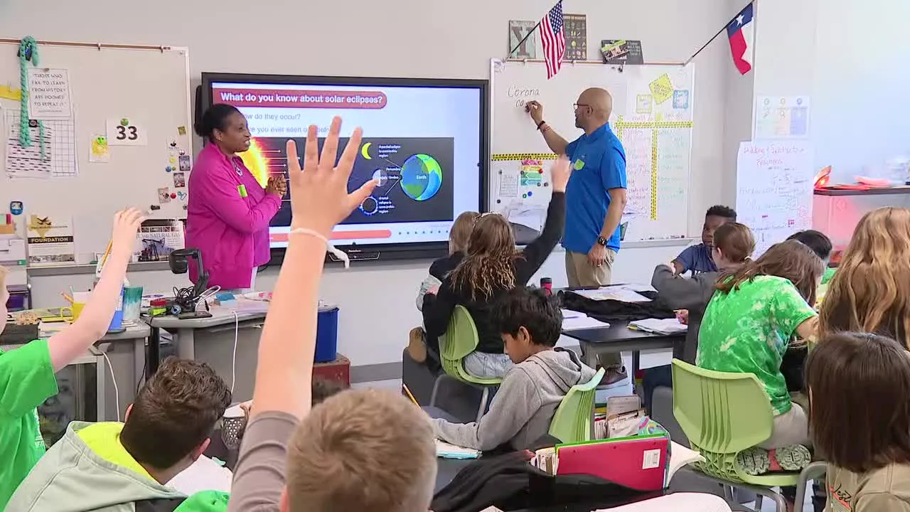 Solar Eclipse: NASA educators, scientists teach North Texas students what to expect