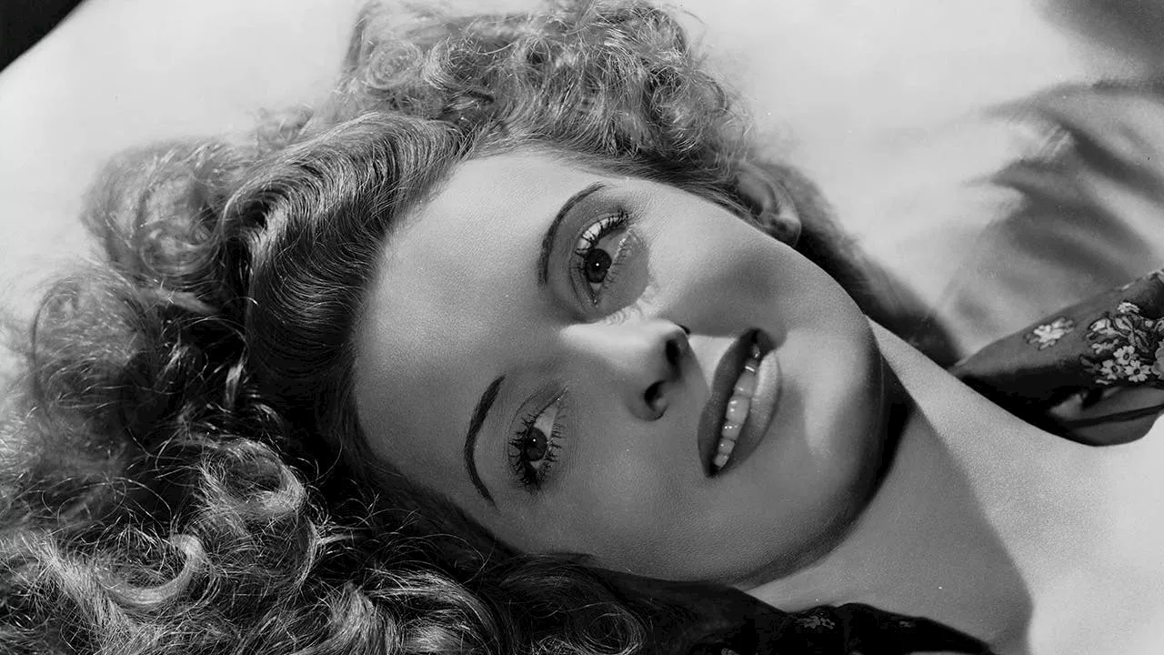 Hollywood Legend Bette Davis Born on April 5, 1908