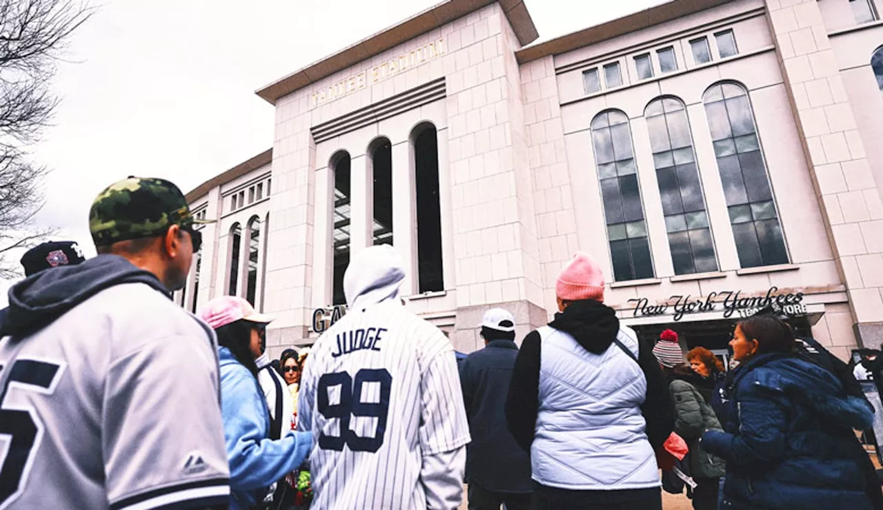 Yankees manager Aaron Boone reacts to quake: 'I thought it was the sound system'