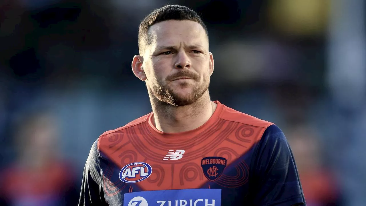 ‘Looked like an idiot’: Dees star opens up on that sledge, ‘s***house’ hidden injury