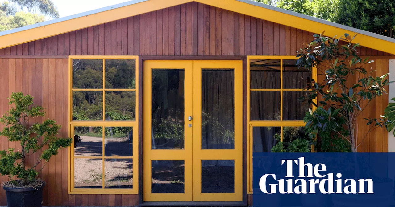 Emma Sadie Thomson Transforms Unused Shed into Home Studio