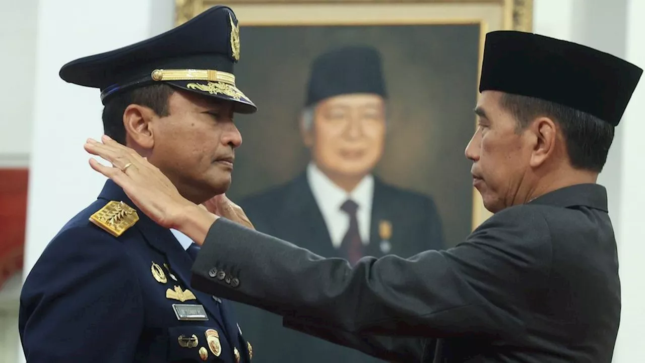 Presiden Joko Widodo Melantik Marsekal Tonny Harjono sebagai Kepala Staf TNI Angkatan Udara