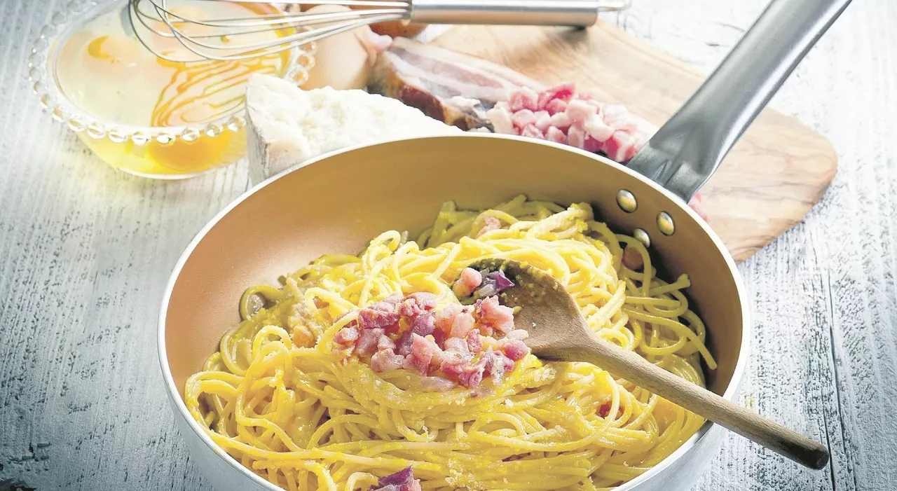 Carbonara Day, compie settant’anni la pasta più imitata: nel 1954 veniva pubblicata la prima lista di ingredie