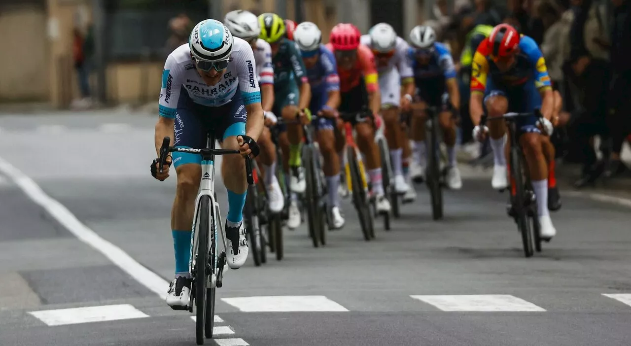 Milano-Sanremo 2024, vince Jasper Philipsen. L'azzurro Bettiol conquista il quinto posto