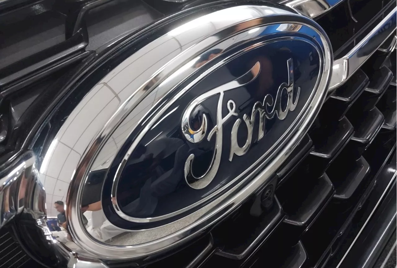 Ford Shifts Focus to Hybrid Cars Due to Declining Demand for Electric Cars