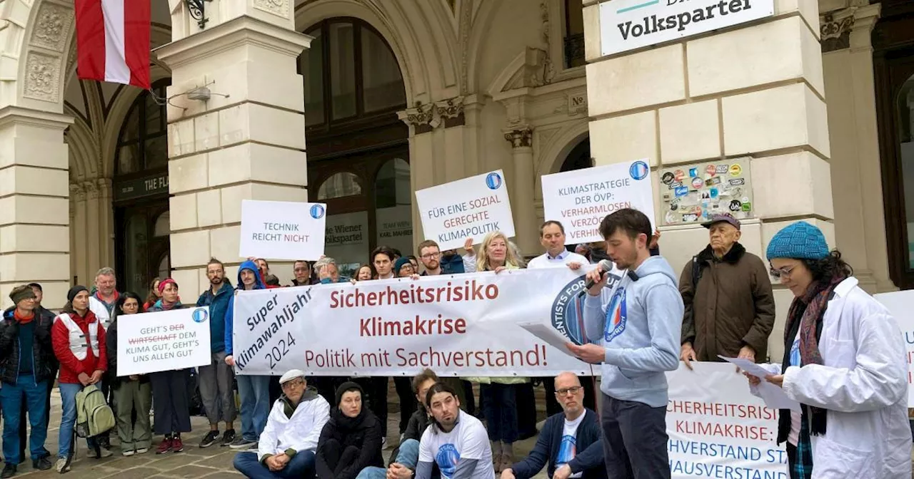 Wissenschafter protestierten gegen ÖVP-Klimapolitik vor Parteizentrale