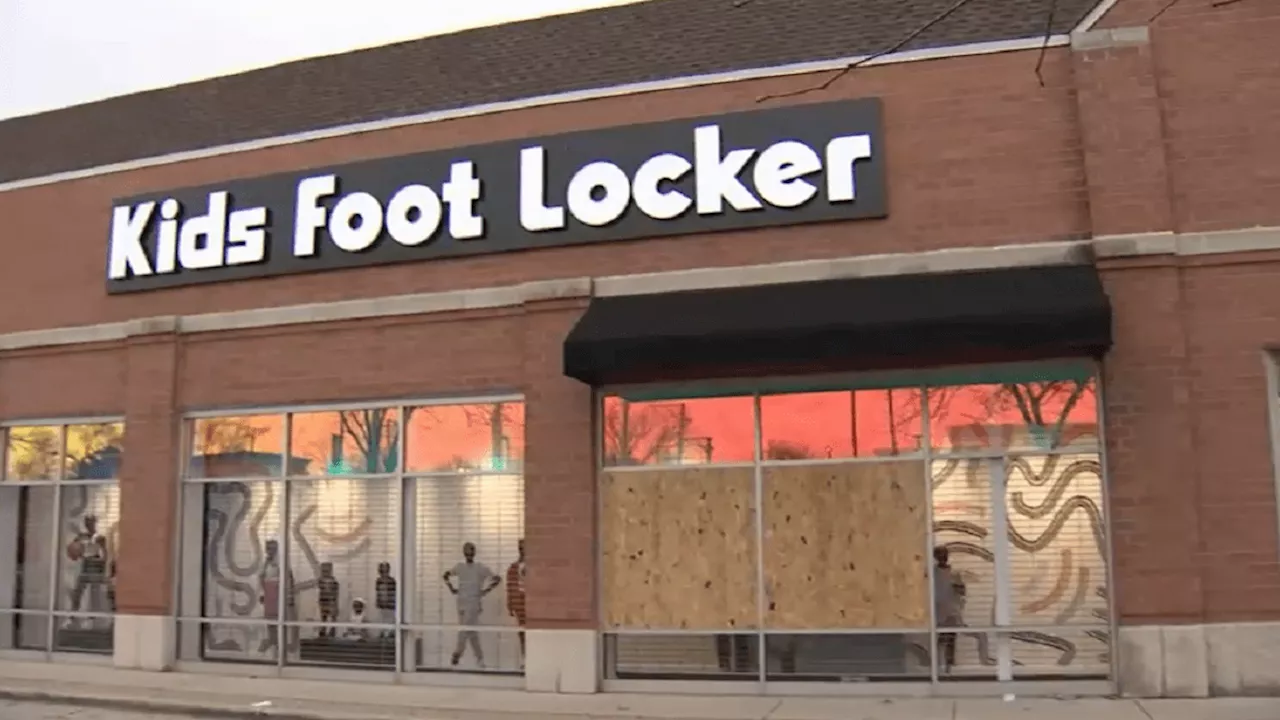 Foot Locker security guard slain outside Chatham shop remembered as ‘fun-loving, gentle giant'