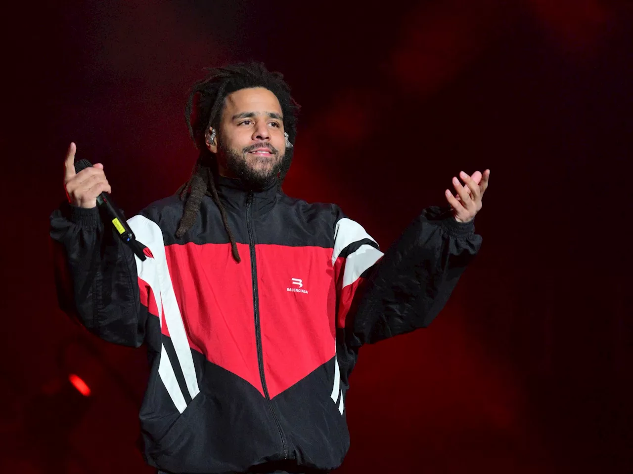 J. Cole Responds to Kendrick Lamar Diss on Hard-Hitting ‘7 Minute Drill’