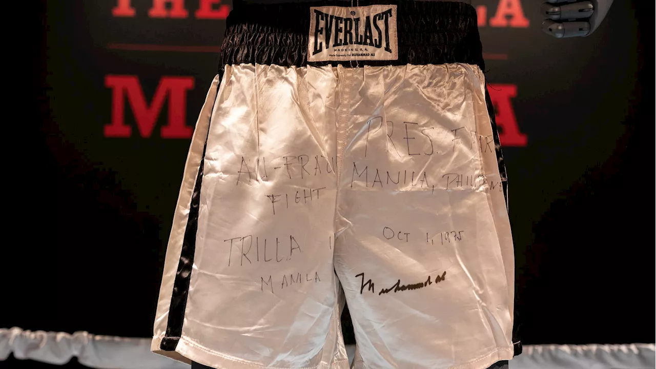 Muhammad Ali: 'Thrilla in Manila'-Hose von totem Box-Star wird für irre Millionen-Summe versteigert