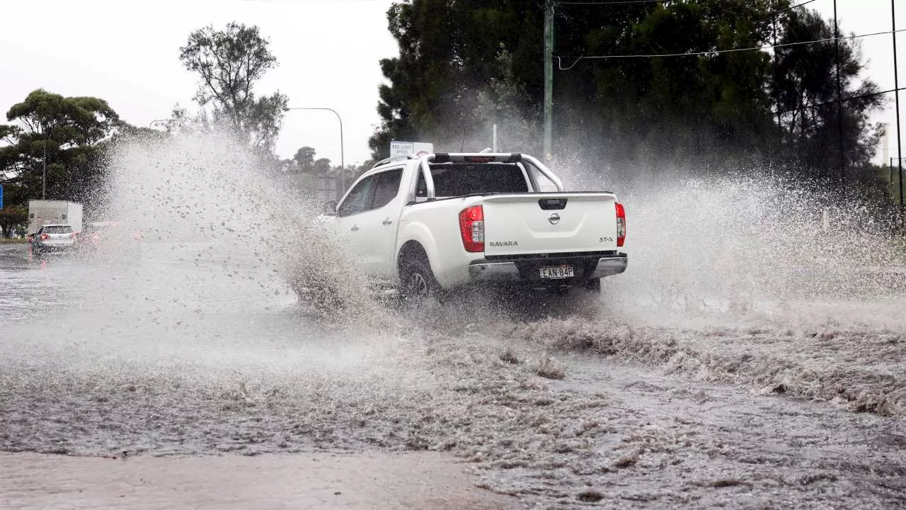 Residents told to ‘evacuate now’ as floods hit parts of NSW