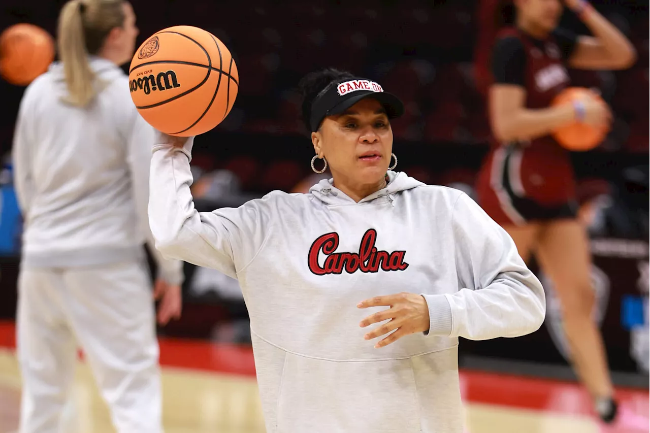 South Carolina Women's Basketball Team's Playful Moment Turns into Grammar Discussion