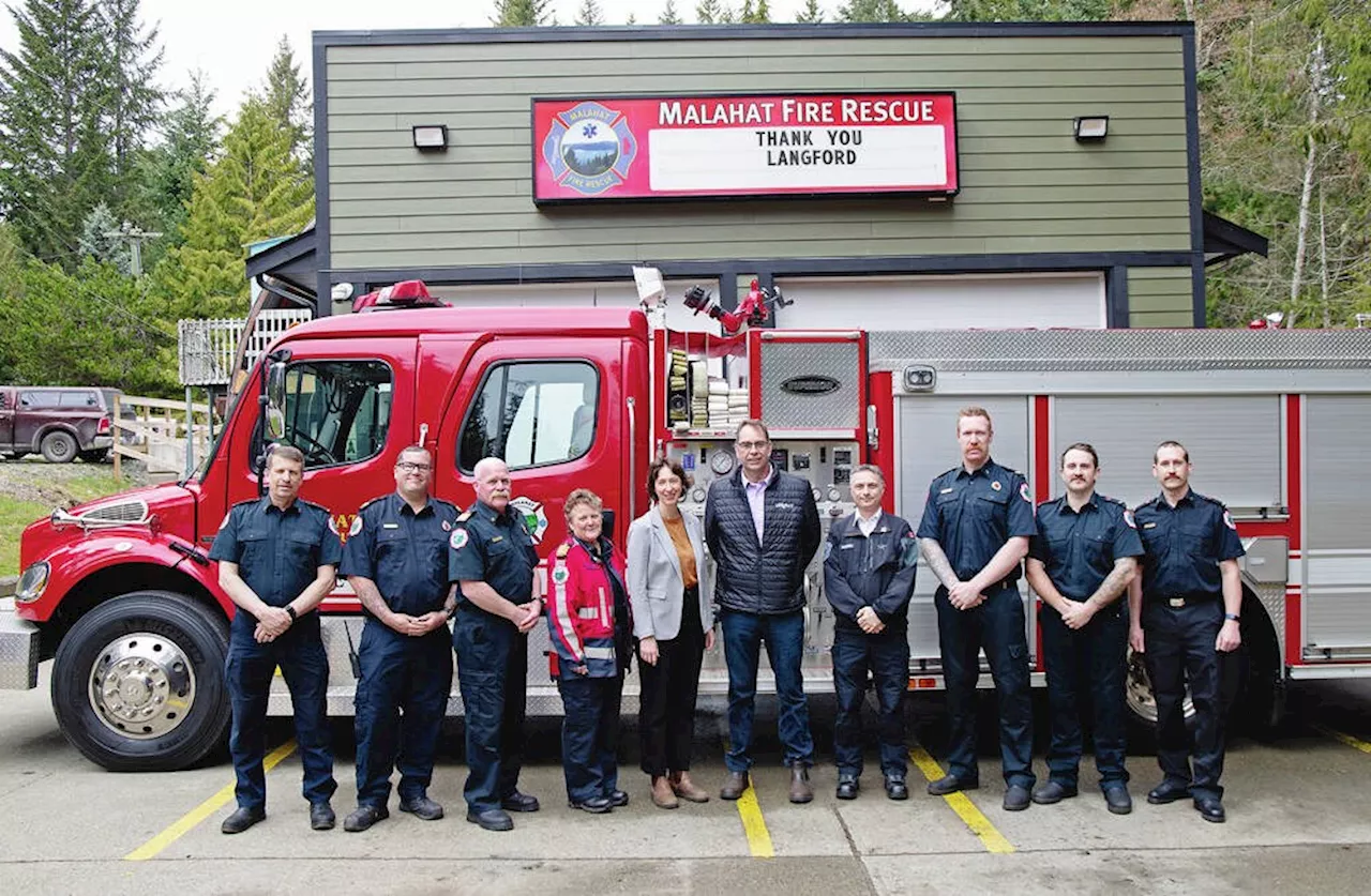 Malahat Fire Rescue gets 'lightly used' fire truck from Langford