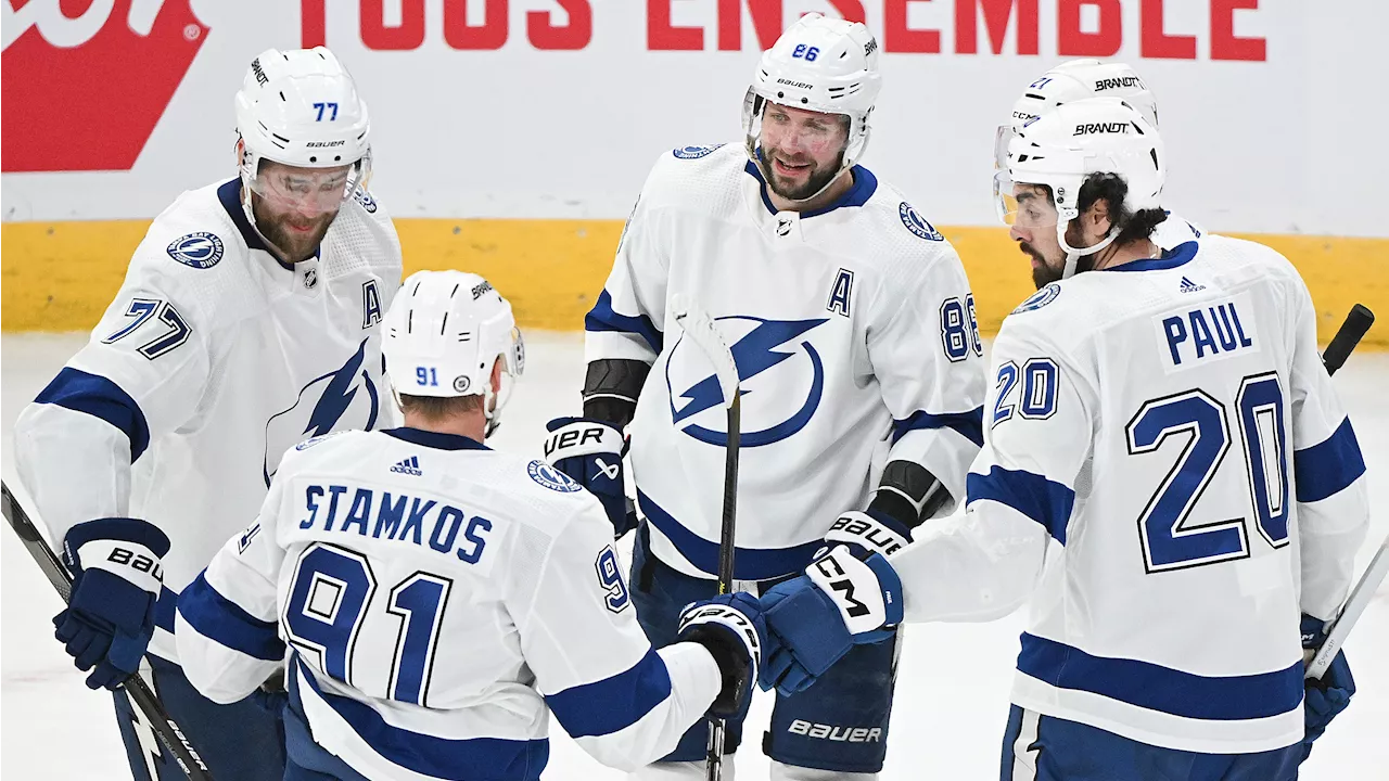 Kucherov adds to NHL points lead as Lightning beat Habs