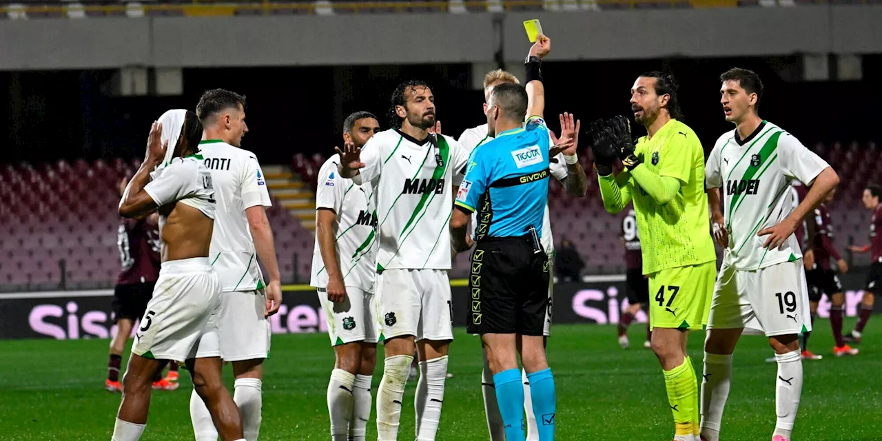 Furia Carnevali per l'arbitraggio: 'Questa partita è stata condizionata'