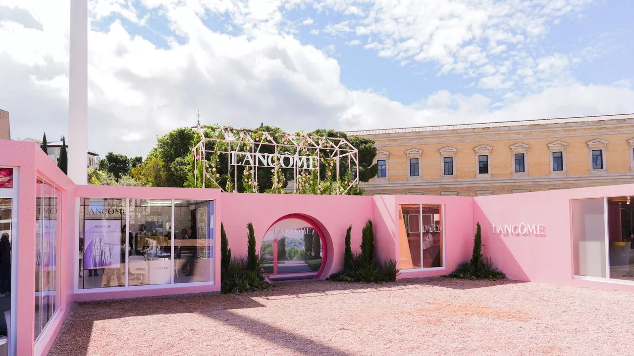 La Casa de la Rosa: un homenaje a la emblemática flor de Lancôme