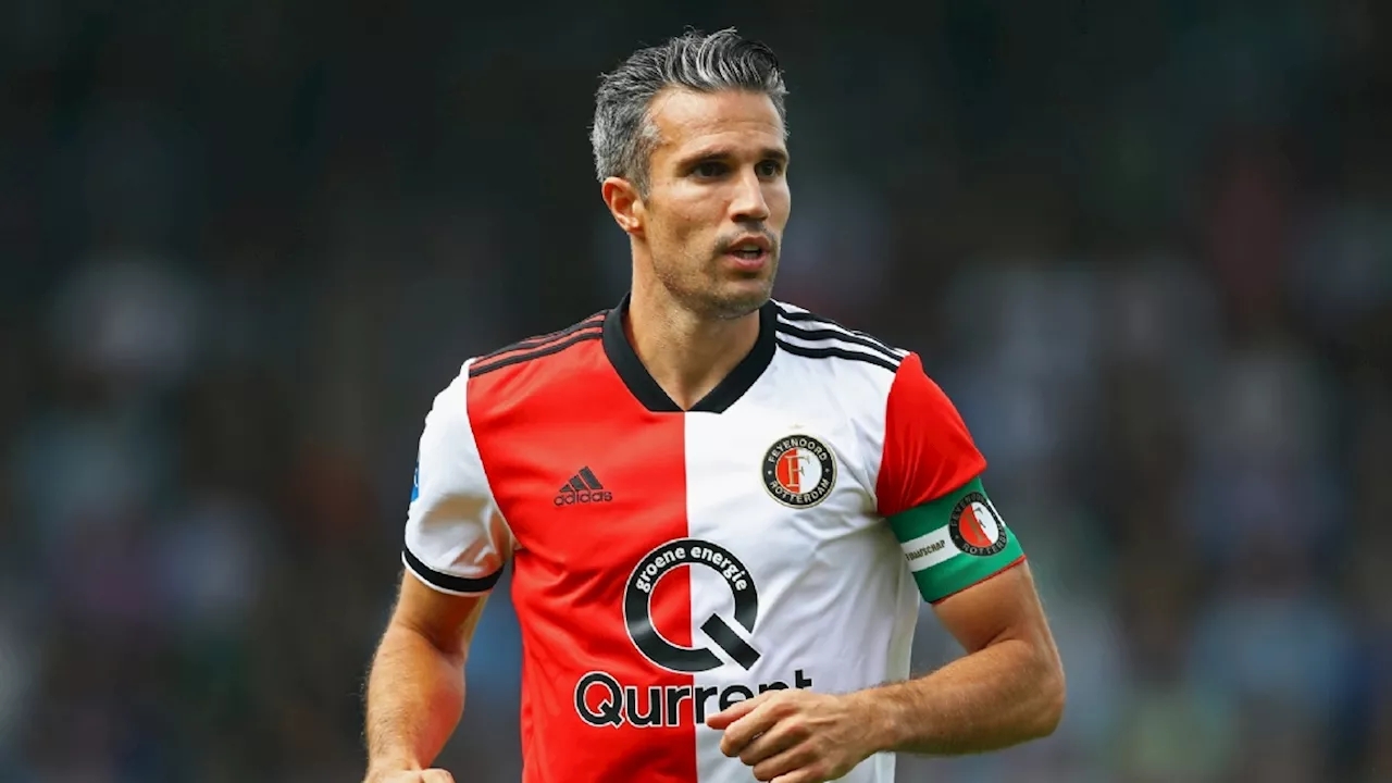 ‘Ik duwde Robin van Persie tegen de muur, daar zou ik nu voor ontslagen zijn’