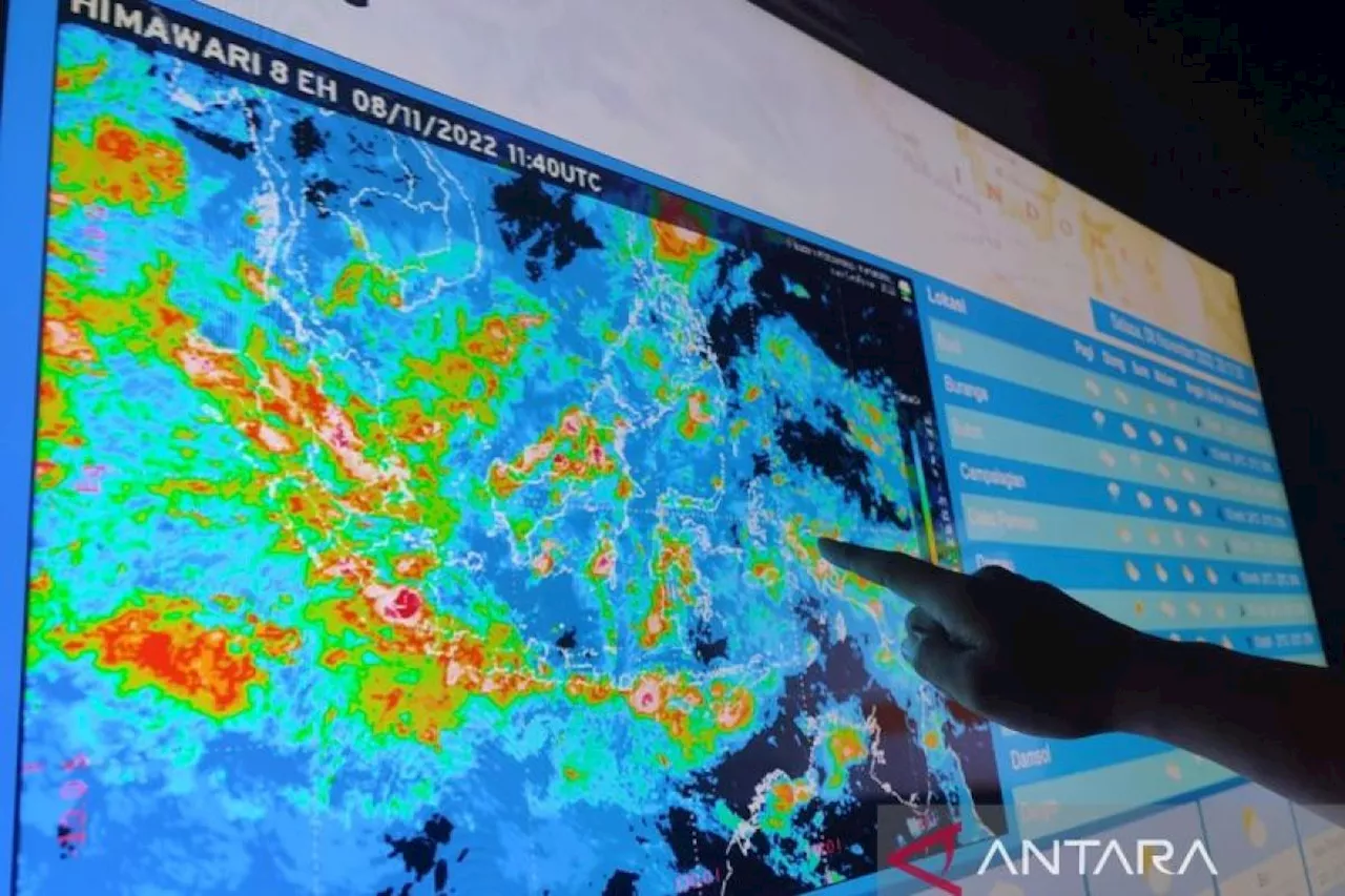 BMKG ingatkan waspada hujan lebat di 29 provinsi