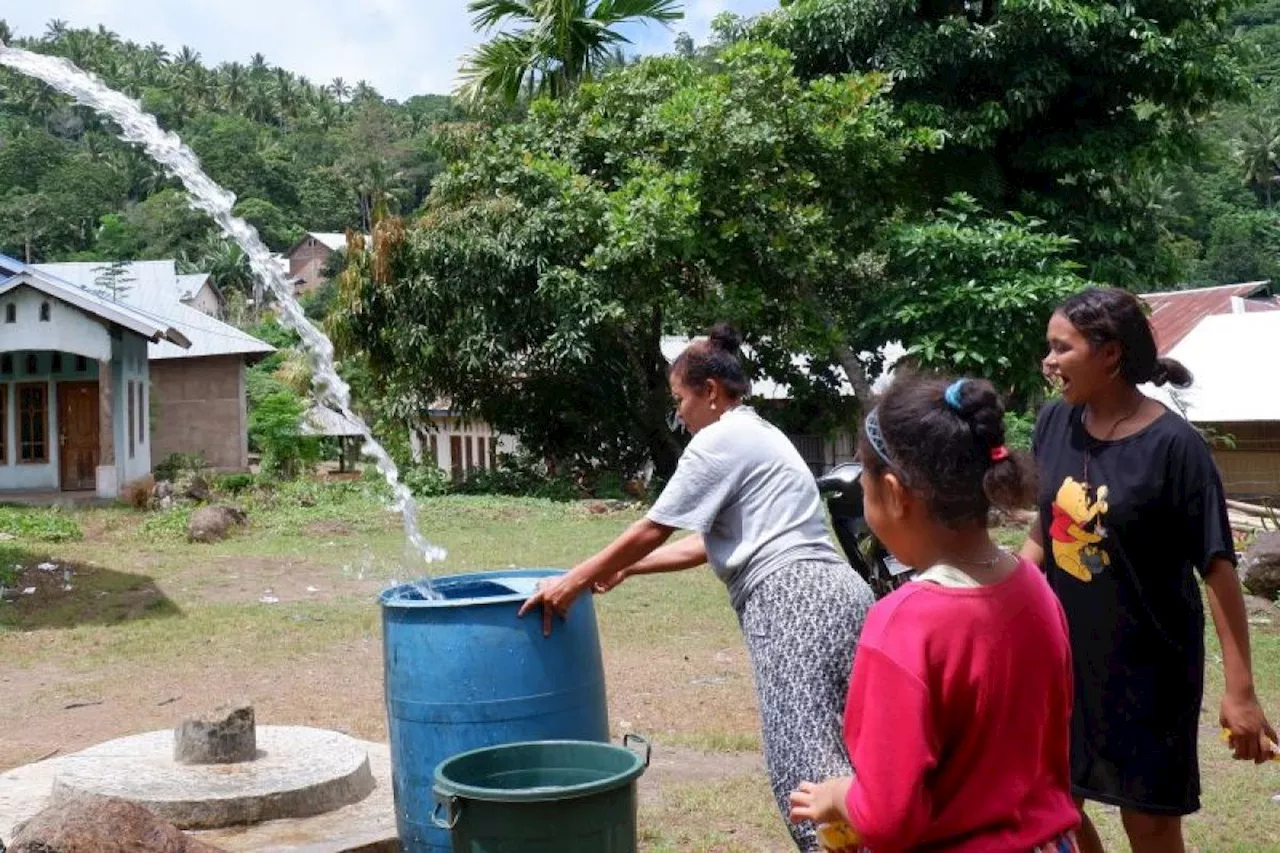 Masyarakat Kampung Waiwejak di Lembata, NTT, Kini Bisa Mengakses Air Bersih