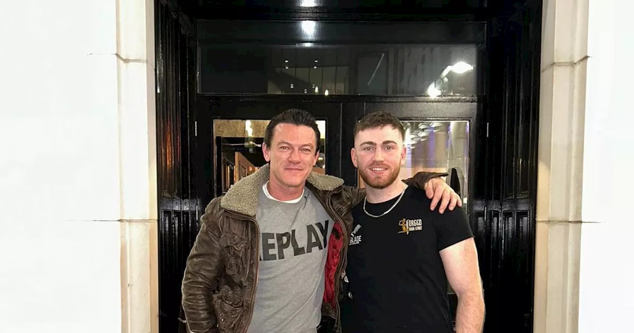 Hollywood star Luke Evans hailed a 'gentleman' by Belfast restaurant staff