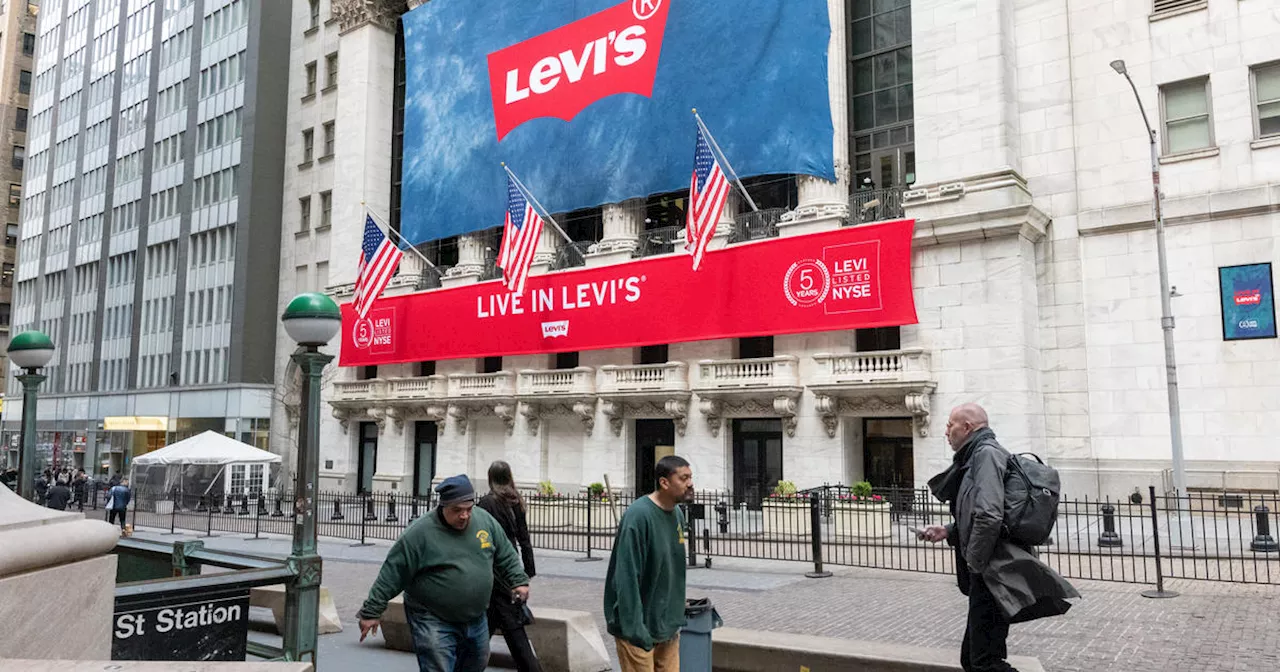 Levi's Stock Rises 20% After Beyoncé's Song 'Levi's Jeans'