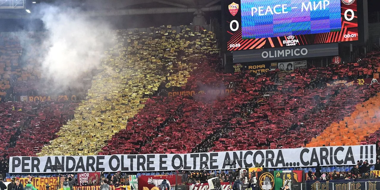 Derby Roma-Lazio, la Curva Sud è pronta tra coreografia e striscioni