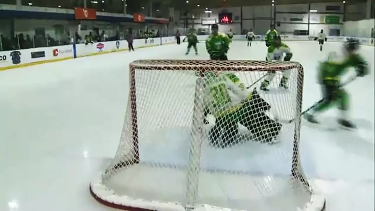 Hockey players aim to set Guiness record in Chestermere