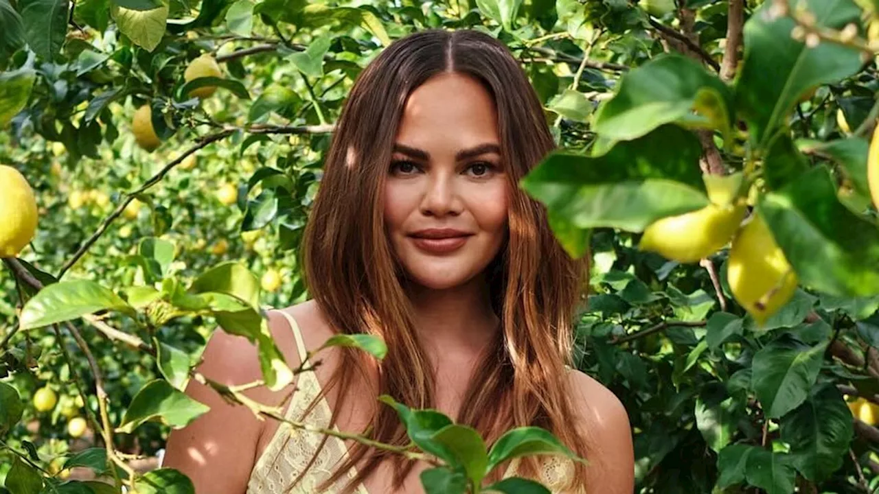 Chrissy Teigen shares unedited bikini photo and fans praise her for being real