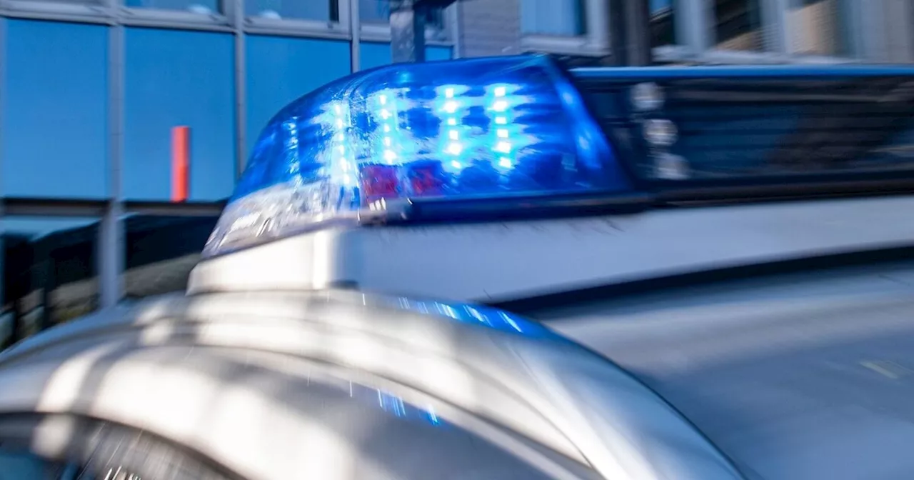 Mann droht mit Pistole: Mit Schuss aus Polizeiwaffe verletzt