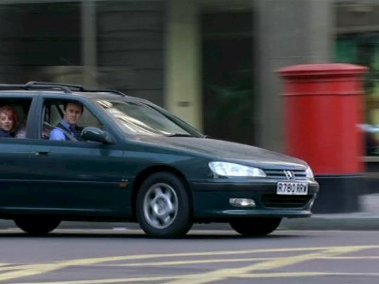 La Peugeot che portò Hugh Grant da Julia Roberts in Notting Hill