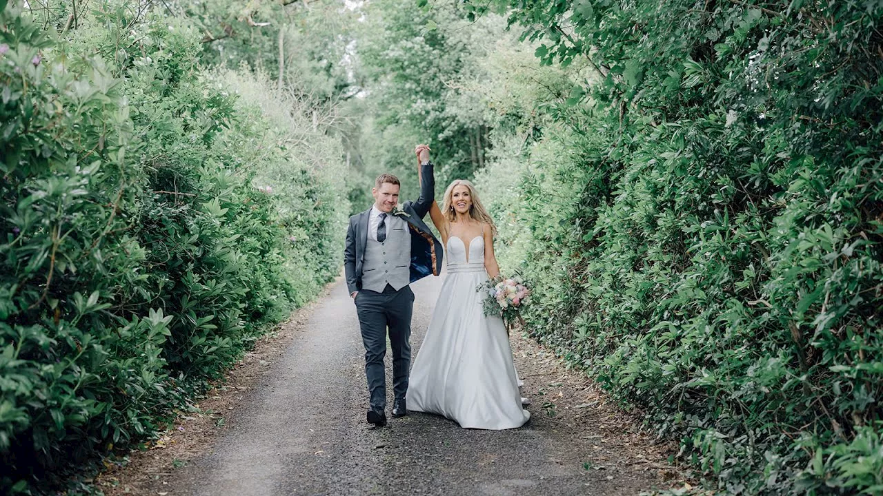 Bride Designs Unique Wedding Dress