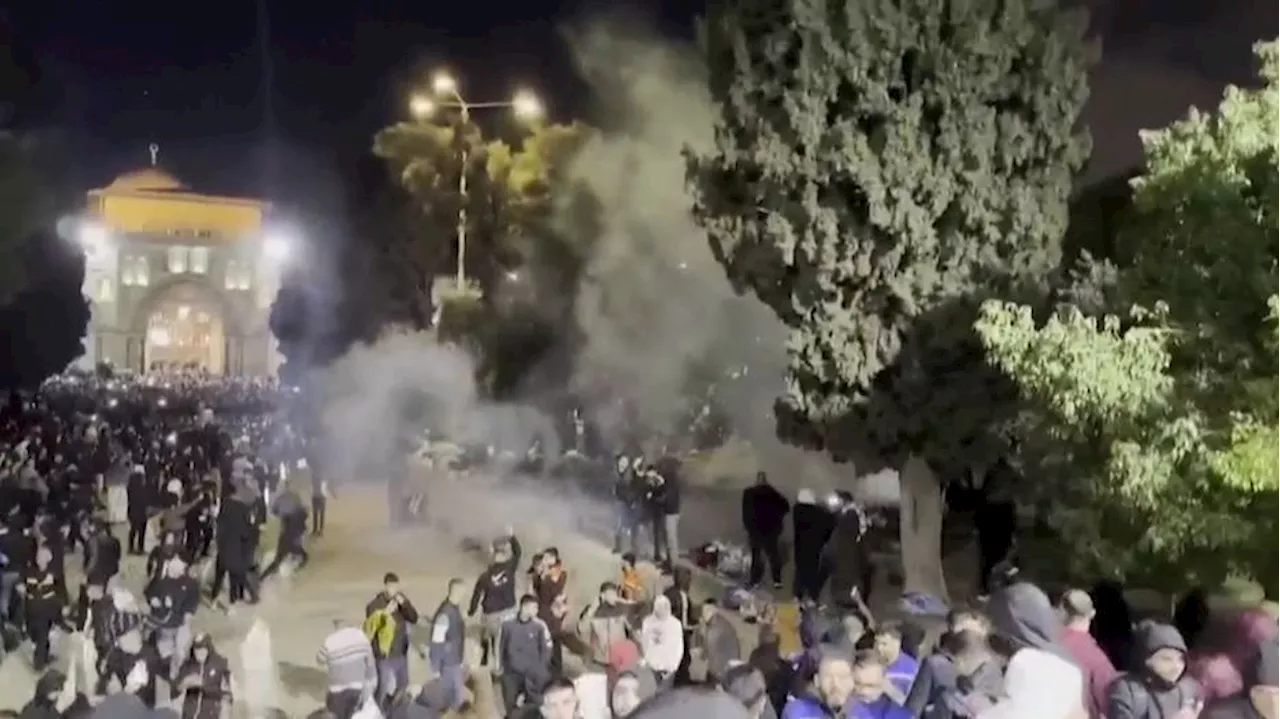 Incidentes y detenciones en Jerusalén; sigue la matanza de civiles en Gaza