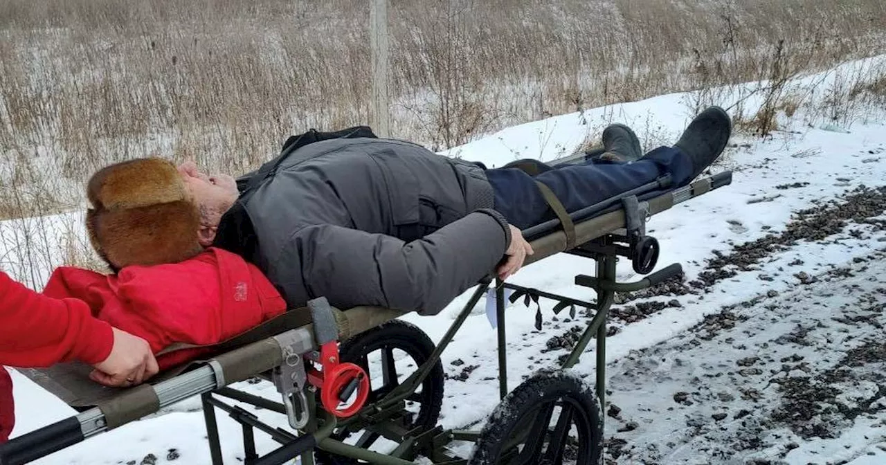 Elderly Ukrainian Crosses Border from Russia Amidst Conflict