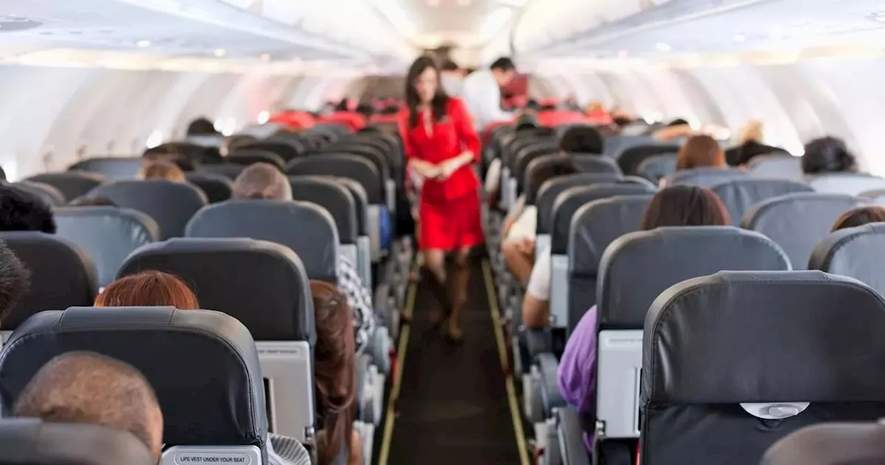 Passengers warned of ejection for photographing on the tarmac