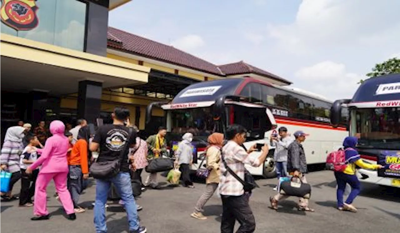 Polres Tasikmalaya Kota Melepas Mudik Gratis, Tujuan Yogyakarta dan Solo