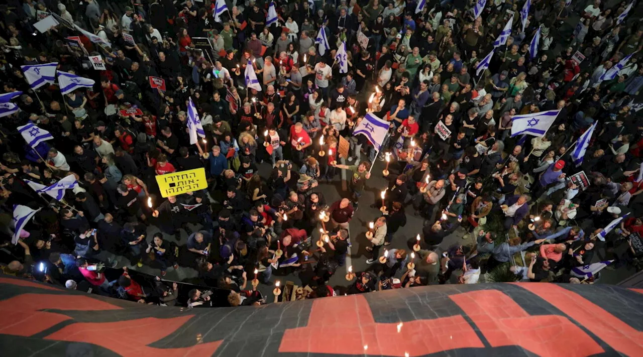 Tel Aviv, in 100mila in piazza per elezioni e ostaggi: scontri con la polizia | Iran, truppe allertate: 'Gli Usa stiano lontani da Israele'