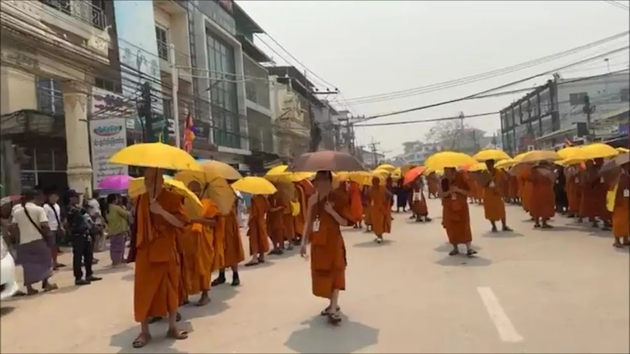 “ครูบาบุญชุ่ม-มินอ่องหล่าย” ศรัทธาพม่า-ไทย ทั่วสามเหลี่ยมทองคำ สาธุอาลัยถวายเพลิง “ครูบาแสงหล้า“เนืองแน่น