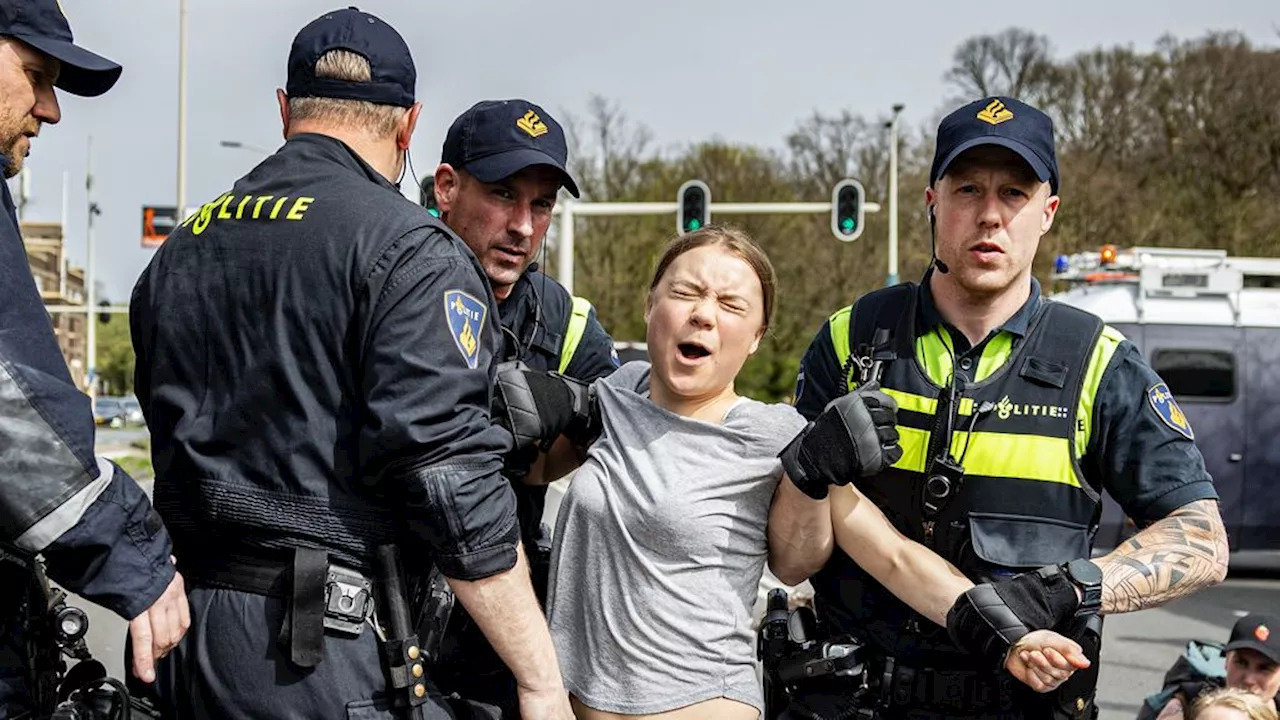 Zweedse klimaatactivist Greta Thunberg opgepakt bij blokkade-actie in Den Haag